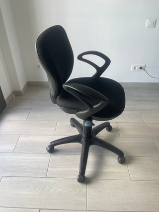 Silla de escritorio negra