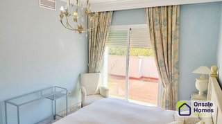 Ático en venta en Nueva Andalucía centro en Marbella