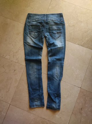 Pantalón vaquero Bershka azul talla S (36)