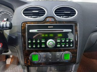 Ford Focus 1.6 Gasolina Ghia 115cv 2005
