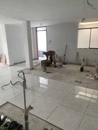 Pintor, albañil y fontanero con experiencia.
