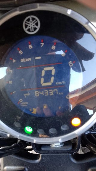 Yamaha XSR 125 Legacy Negra/Plata