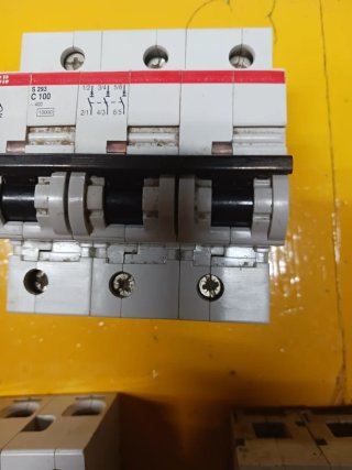 Hager Interruptor Diferencial Magnetotérmico 100A