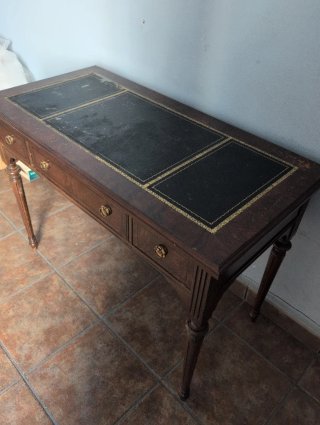 Mesa escritorio clásica vintage madera y cuero