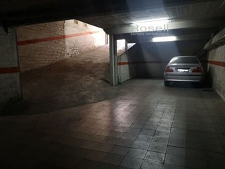 Garaje en venta en Cementiri Vell en Terrassa