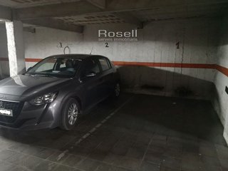 Garaje en venta en Cementiri Vell en Terrassa