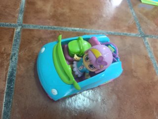 Coche Pinypon con Muñeca