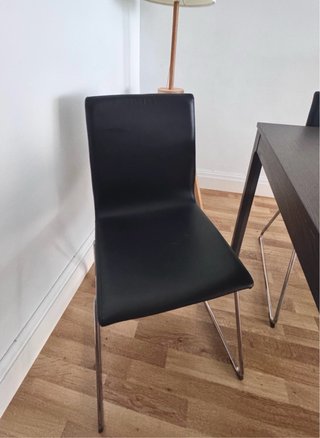 Mesa extensible y 6 Sillas Comedor