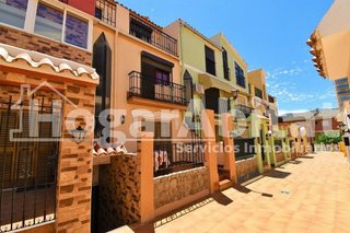 Casa adosada en venta en Zona Playa Morro de Gos en Oropesa del Mar/Orpesa