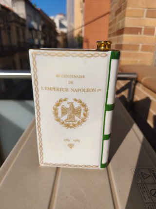 Botella cerámica Cognac Camus Limoges Napoleón