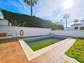 Chalet en venta en San García en Algeciras
