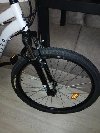Bicicleta Rockrider con candado