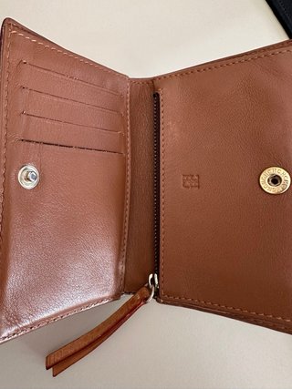 Cartera CH Piel Marrón Monograma