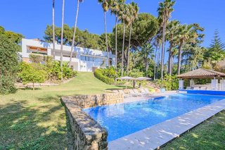 Chalet en alquiler en Lomas de Marbella Club - Puente Romano en Marbella