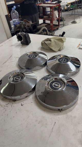 Tapacubos Opel Clásico Cromado