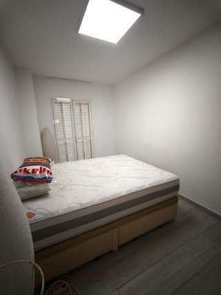 Piso en alquiler en Colores - Entreparques en Sevilla