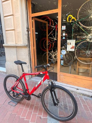 Bicicleta de Montaña BH Roja