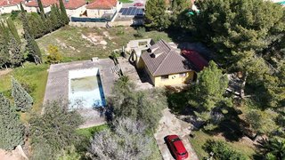 Chalet en venta en Urbanizaciones en Llíria