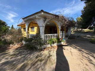 Chalet en venta en Urbanizaciones en Llíria