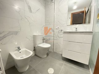 Piso en alquiler en Ensanche - Sar en Santiago de Compostela