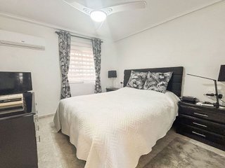 Chalet en venta en Monforte del Cid