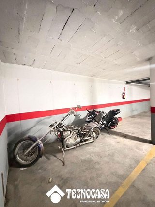 Garaje en venta en Álora