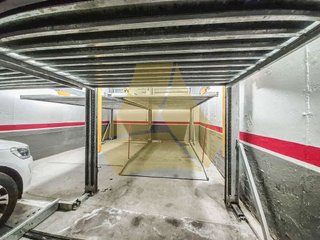 Garaje en venta en Alfalfa en Sevilla