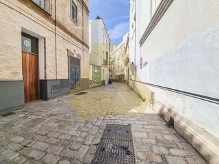 Garaje en venta en Alfalfa en Sevilla