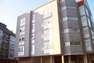 Local comercial en venta en Ares
