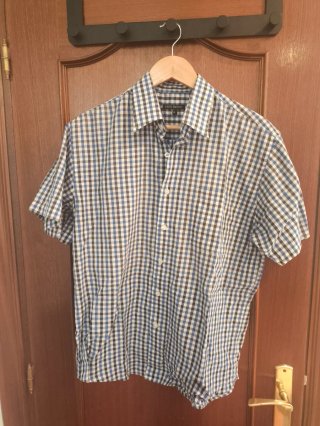 Lote de ropa de hombre. 10 prendas