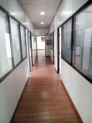 Oficina en alquiler en El Barral Ferial en Coslada