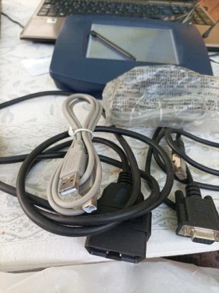 Máquina diagnosis profesional V04.85M
