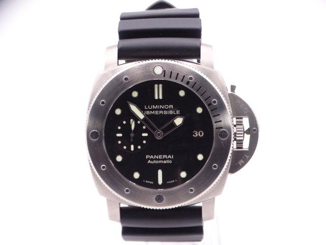 PANERAI Luminor 1950 Submersible 47mm PAM00305