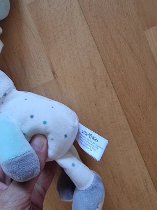Peluche sonoro de cuerda para cuna de bebé