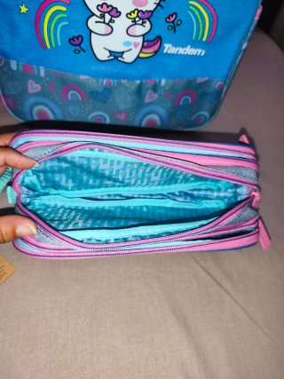 Mochila  y estuche escolar infantil.