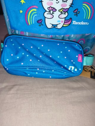 Mochila  y estuche escolar infantil.