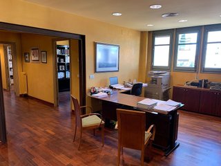 Piso en venta en Eixample Nord – La Devesa en Girona