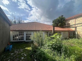 Chalet en venta en Universidad en Ourense