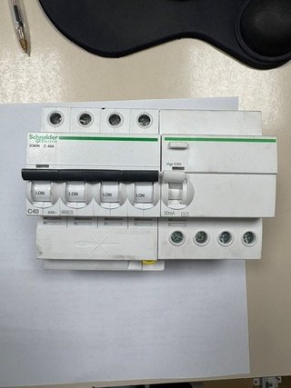 Schneider IC60N C40A + Vigi iC60
