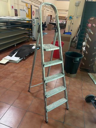 Escalera aluminio 140 cm