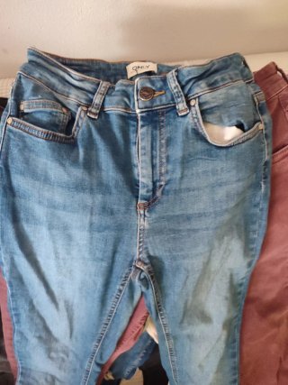 Pantalones vaqueros varías marcás, zara, Bershka ,