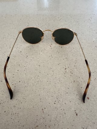 Gafas de sol Ray-Ban modelo Round metal junior