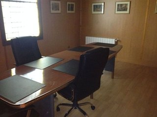 Oficina en alquiler en Milán - Pumarín - Teatinos en Oviedo