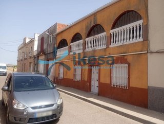 Casa adosada en venta en Este en Mérida