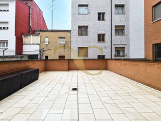 Piso en venta en El Llano en Gijón