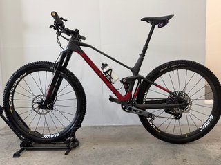 F-Podium DC Carbon Talla L