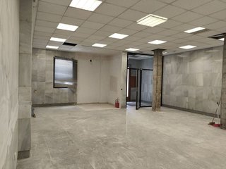 Local comercial en venta en Carmona