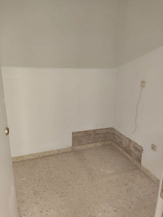 Local comercial en venta en Carmona