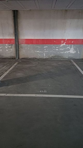 Garaje en venta en Ares