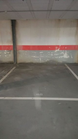 Garaje en venta en Ares